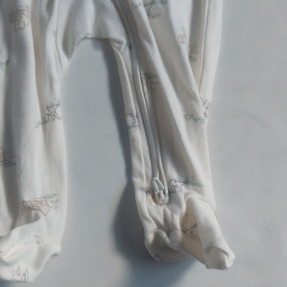 Carter's White Footie One Piece with Soft Cotton Comfort 9 months - Picture 2 of 7